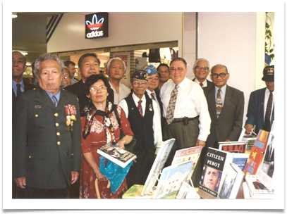 Pentagon signing wih Filipino Veterans, 1996